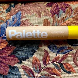 Pack your favorite potions! Palette, brand new unused with spatula 💋💄🧳🎒